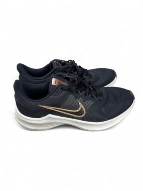 Nike Downshifter 11 Black Gold Running Sneakers Women’s 7.5 Athleisure Gym Shoes